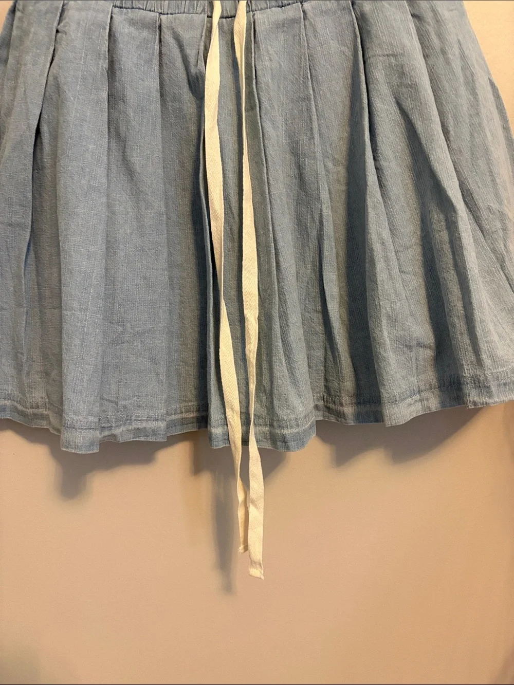entro Light Blue Pleated Denim Looking Elastic Waist Skirt NWOTS - Picture 6 of 8